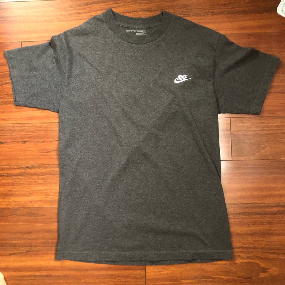 Nike T-shirt